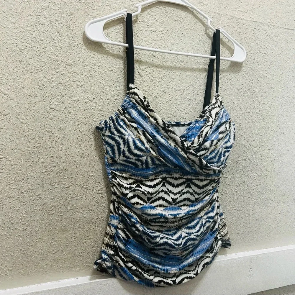 LA BLANCA Animal Instinct Convertible Tankini Swim Top Size 8